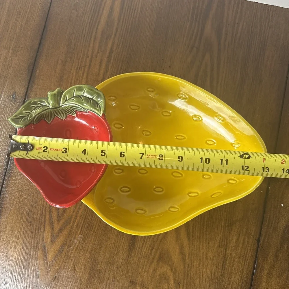 Rare Ceramic Strawberry Fruit $ Dip Bowl Party Platter Multi Use Collector Bowl